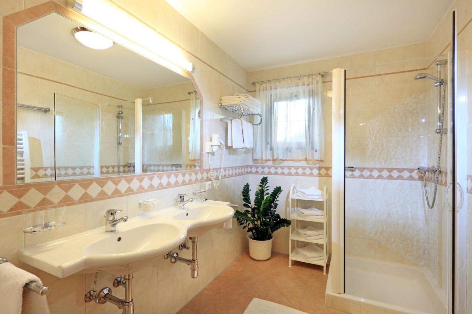 Appartements Metzgerhof Niederau Rum bild